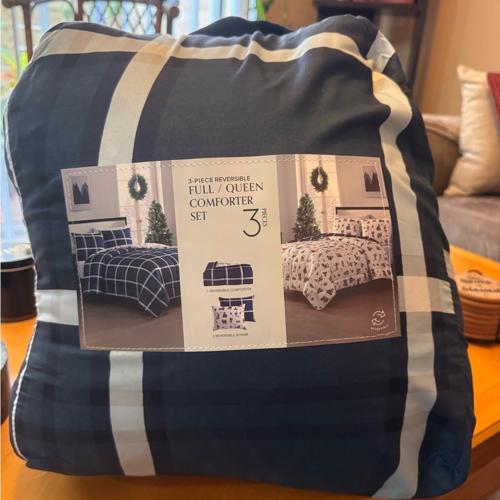Reversible Full/Queen Comforter Set